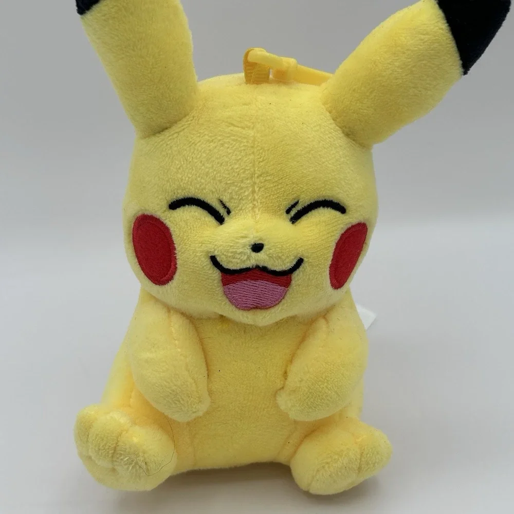 Pokemon Smiling Pikachu Plush Toy Keychain Nintendo Collectible 6